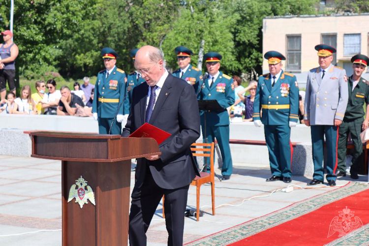 Выпуск молодых офицеров!