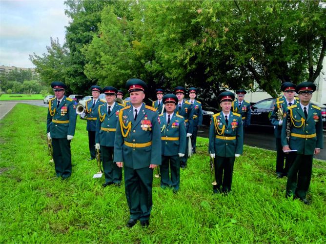 «Здесь живет Герой»