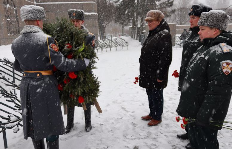 78 - я годовщина со дня полного освобождения города Ленинграда  от фашисткой блокады. 