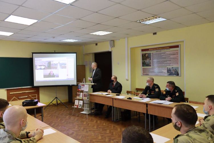 Актуальные аспекты формирования практических умений и навыков военно-политической работы у курсантов ВООВО войск национальной гвардии Российской Федерации