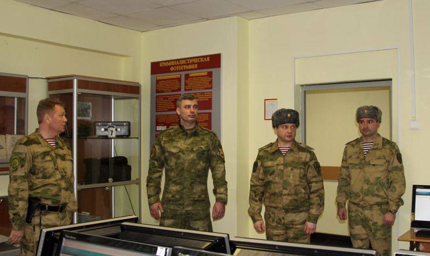 Заместитель директора Федеральной службы войск национальной гвардии Российской Федерации — главнокомандующего войсками национальной гвардии Российской Федерации генерал-лейтенант Роман Владимирович Гаврилов посетил СПВИ войск национальной гвардии