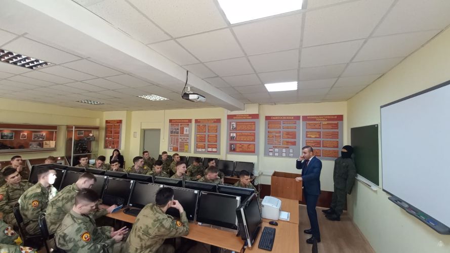 Лекция начальника отдела по вопросам регионального законодательства и регистрации уставов муниципальных образований Главного управления Министерства юстиции Российской Федерации по Санкт - Петербургу и Ленинградской области Алиева Ульви Алиевича