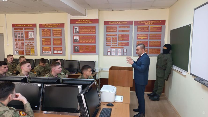 Лекция начальника отдела по вопросам регионального законодательства и регистрации уставов муниципальных образований Главного управления Министерства юстиции Российской Федерации по Санкт - Петербургу и Ленинградской области Алиева Ульви Алиевича