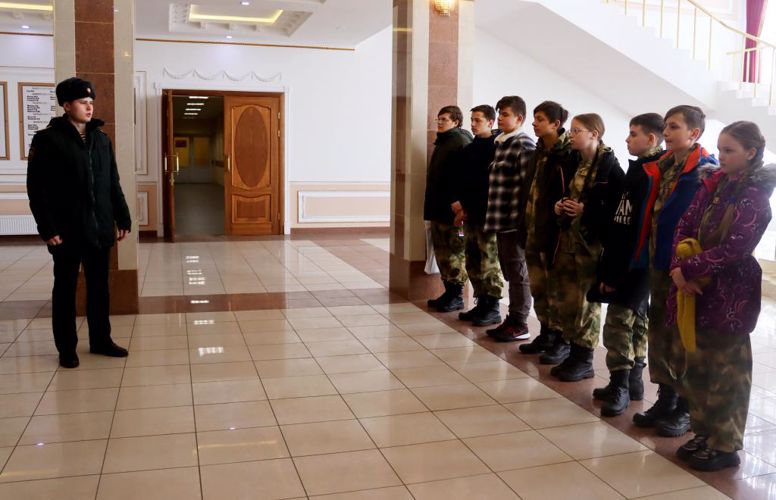 Гвардейская смена в военном институте