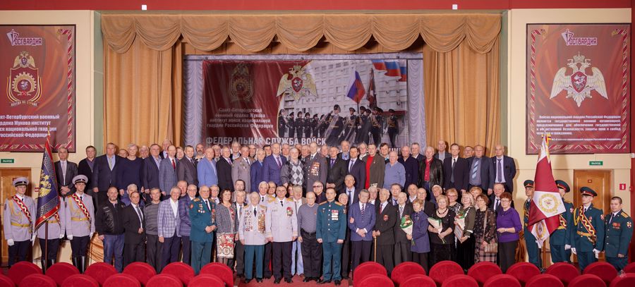 Празднуя 31-ю годовщину Дня ветеранов органов внутренних дел и внутренних войск МВД России