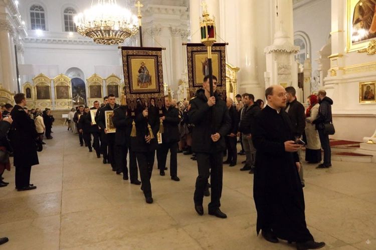 Пасха Христова в Смольном соборе