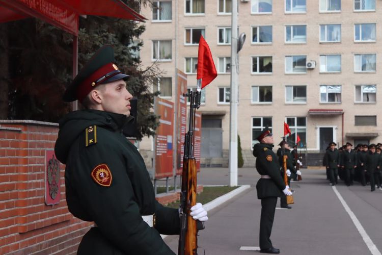 Строевой смотр в военном институте