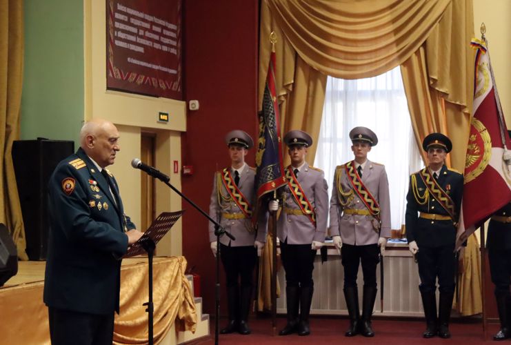 Празднуя 31-ю годовщину Дня ветеранов органов внутренних дел и внутренних войск МВД России