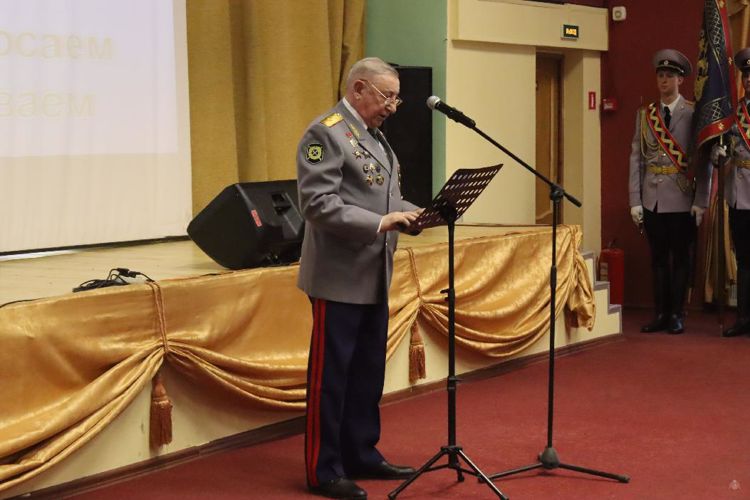 Празднуя 31-ю годовщину Дня ветеранов органов внутренних дел и внутренних войск МВД России