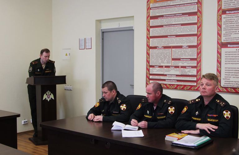 Сборы с дознавателями военного института.