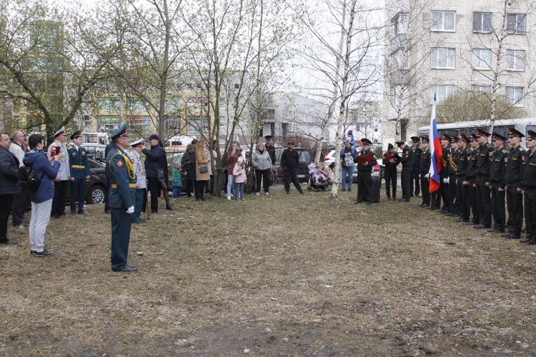 «Парад идет к ветерану»