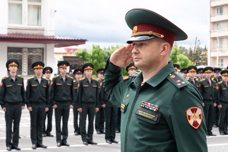«Вчера курсанты – сегодня лейтенанты»