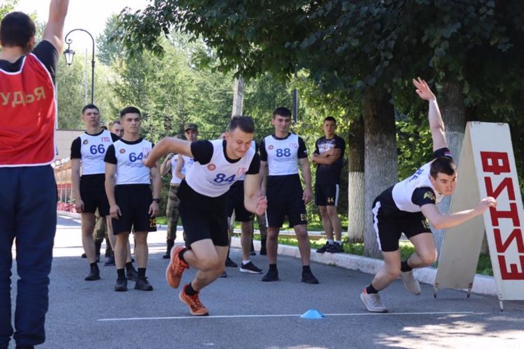 Спортивный праздник посвящённый Дню физкультурника