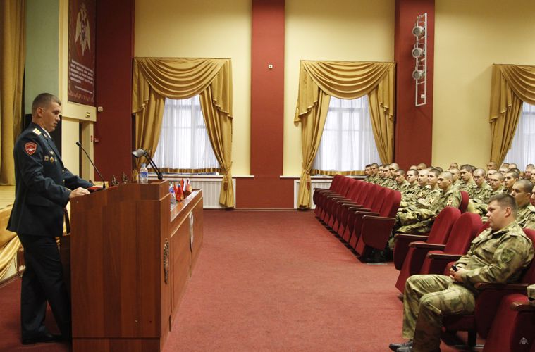 Урок мужества в военном институте.
