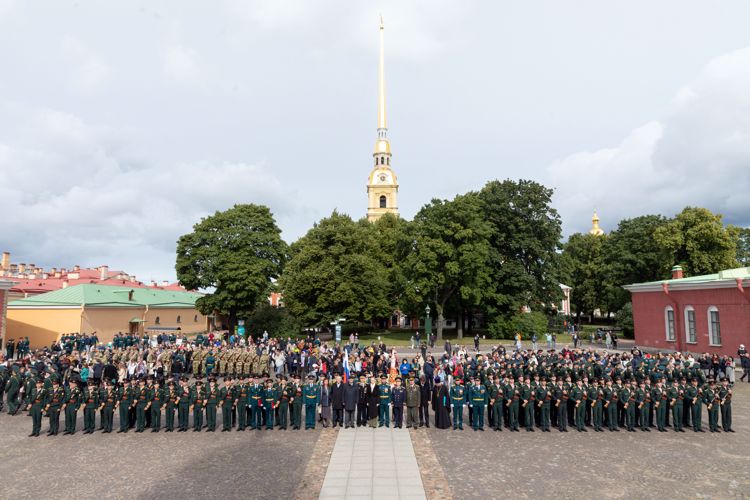 Клянемся, присягая!