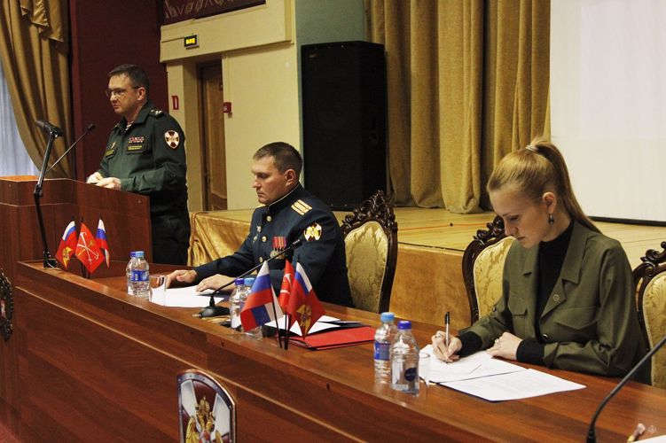 В СПВИ войск национальной гвардии Российской Федерации проведена межведомственная диспут-конференция, приуроченная к 77-ой годовщине окончания II Мировой войны, с участием депутата Государственной Думы Федерального Собрания Российской Федерации VIII созыва Бутиной Марии Валерьевны