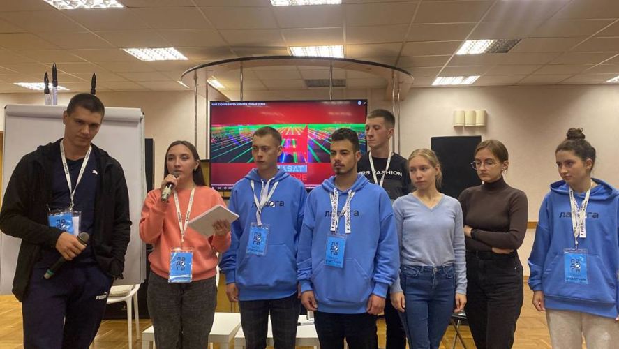 Курсанты Санкт-Петербургского военного ордена Жукова института войск национальной гвардии принимают участие в молодежном образовательном форуме «ЛАДОГА»