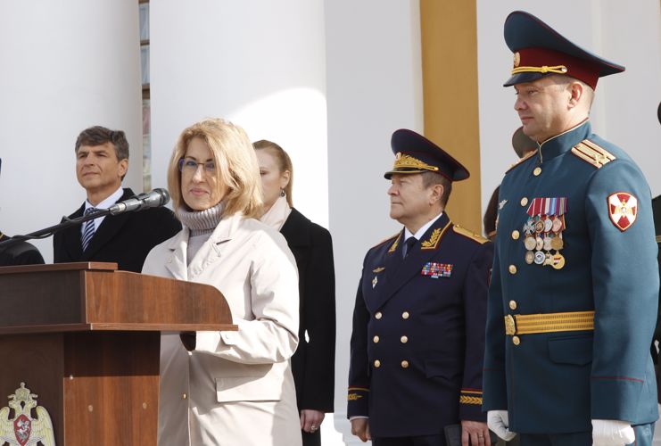 Клянемся, присягая!