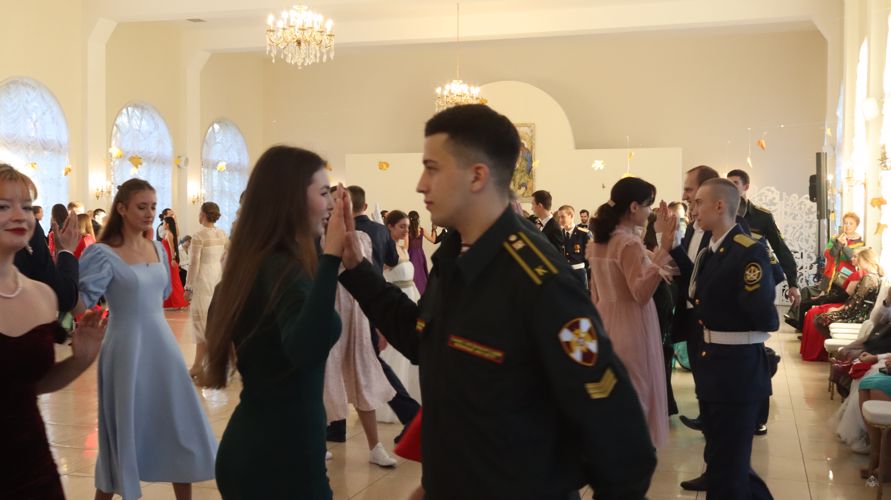 Осенний покровский бал 