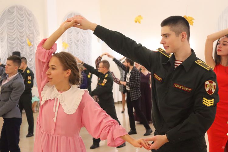 Осенний покровский бал 
