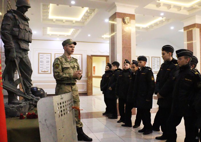 Выставка экспозиции «Под знаменем Победы» 