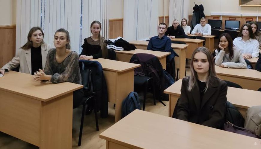 В Санкт-Петербургском военном ордена Жукова Институте войск национальной гвардии Российской Федерации  проведен круглый стол с участием представителей  Санкт- Петербургского филиала института генеральной прокуратуры Российской Федерации