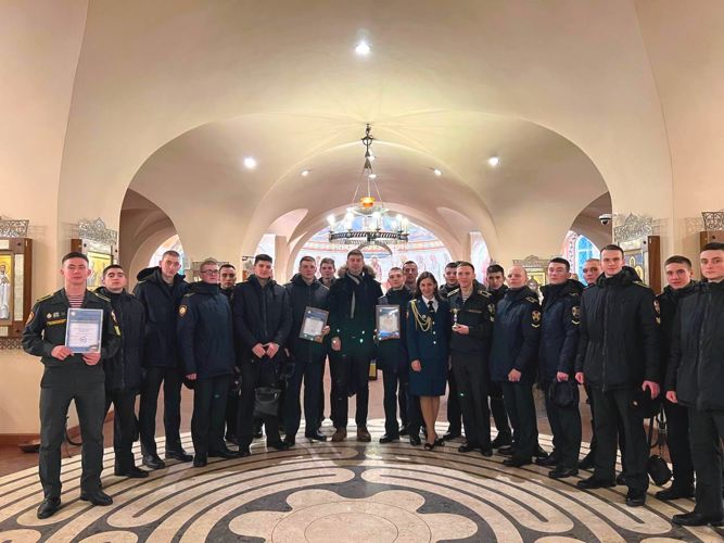 Традиционный студенческий молебен