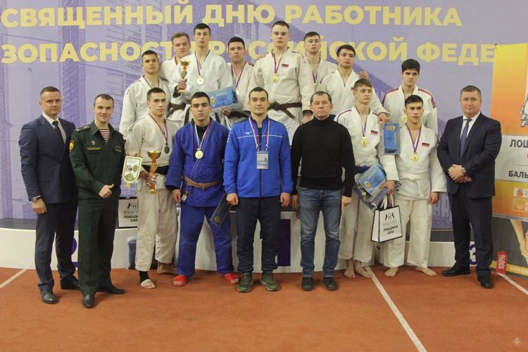 Традиционный всероссийский турнир среди ветеранов и юниоров по дзюдо, посвященный дню работника органов безопасности Российской Федерации