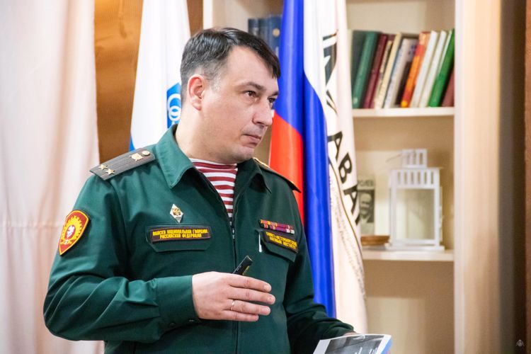 Участие профессорско-преподавательского состава и курсантов факультета (военно-политической работы) в конференции и круглом столе проведенных в Центре военно-патриотического воспитания  «Авангард» Ленинградской области