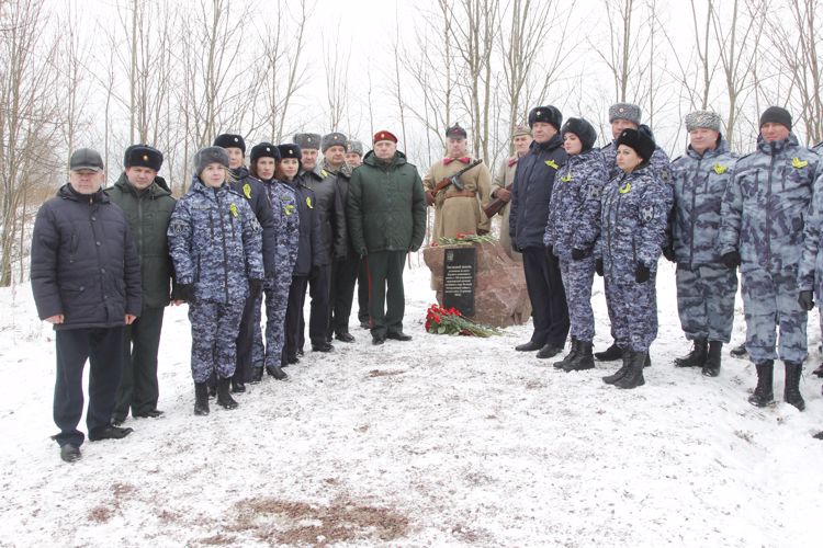 Возложение к Рубежному камню