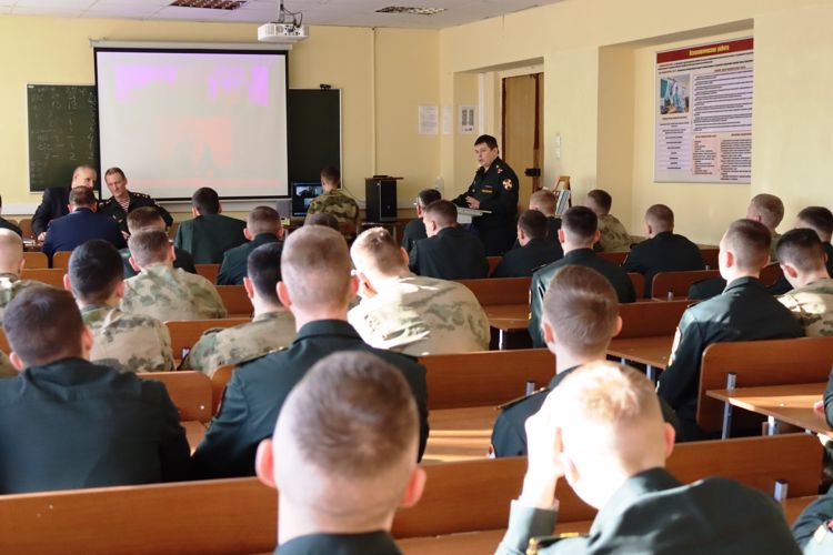 Круглый стол по теме: «Актуальные вопросы укрепления и поддержания воинской и служебной дисциплины и правопорядка в подразделениях войск национальной гвардии Российской Федерации»