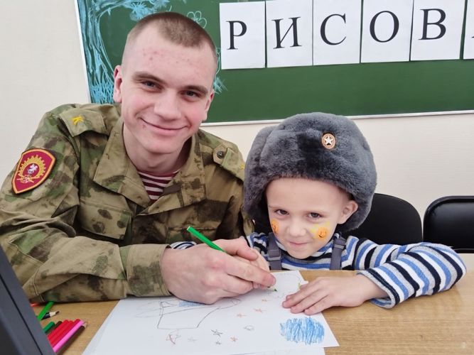 Да здравствует масленица! На территории института прошли праздничные гуляния в честь начала масленой недели – традиционного народно-христианского праздника, отмечаемого в России