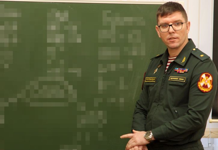 Руководитель ДВСМИ Росгвардии генерал-майор Сергей Шевчук посетил военный институт