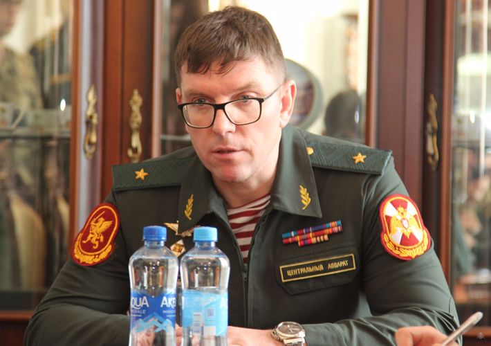 Руководитель ДВСМИ Росгвардии генерал-майор Сергей Шевчук посетил военный институт