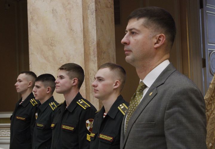 В Мариинском дворце состоялся торжественный приём,  посвящённый Дню защитника Отечества