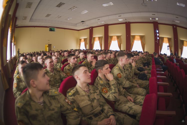 «Мысли о главном»  праздничный концерт в День защитника отечества!