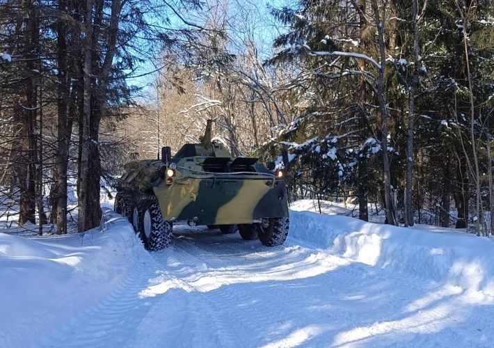 Проведены практические занятия  по вождению боевых машин с курсантами 5 курса