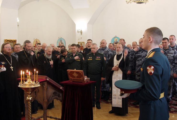 ТОРЖЕСТВЕННАЯ ПЕРЕДАЧА МОЩЕЙ ЧЕТЫРЕХ СВЯТЫХ