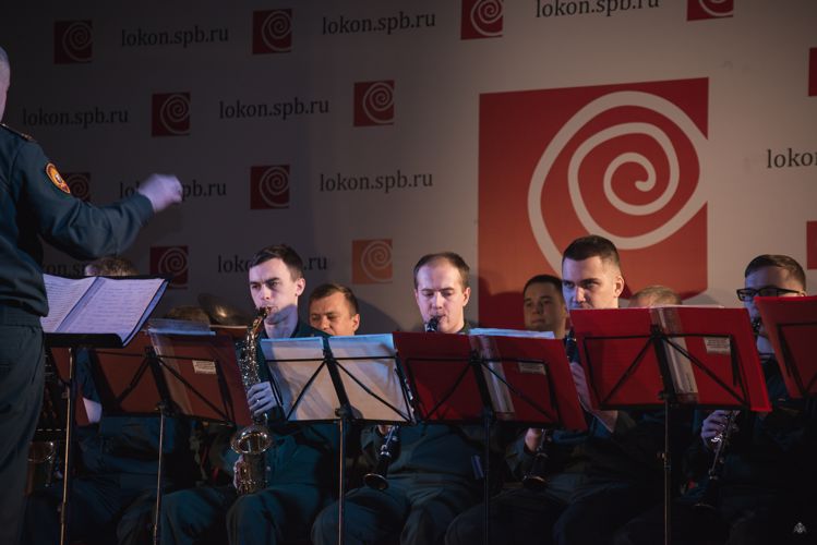 Творческий подарок к 8 марта для воспитанниц Академии креативных индустрий «Локон».