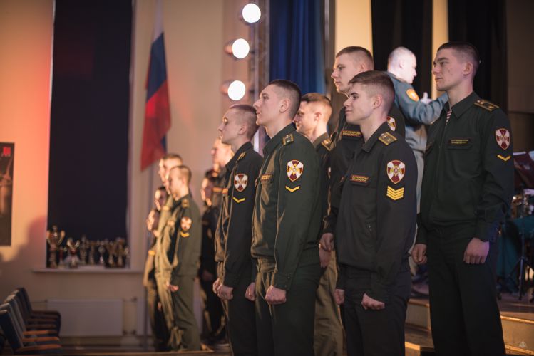 Творческий подарок к 8 марта для воспитанниц Академии креативных индустрий «Локон».