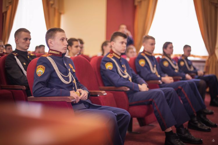 В Санкт-Петербургском военном ордена Жукова институте войск национальной гвардии Российской Федерации состоялось открытие VIII всероссийского конкурса социальных проектов  для воспитанников кадетских организаций.