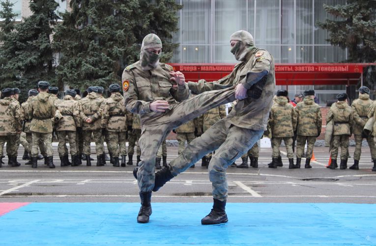 Спортивный праздник в военном институте 