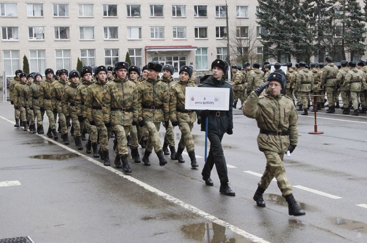 Спортивный праздник в военном институте 