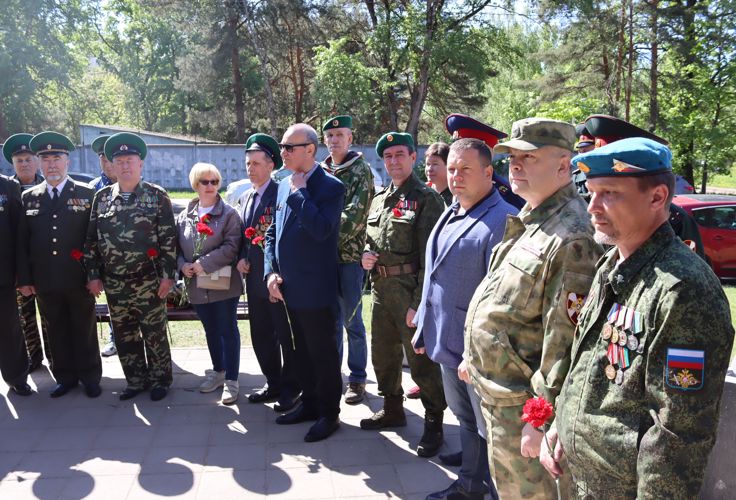 В память о Герое Советского Союза генерал-полковнике Андрееве А.М.