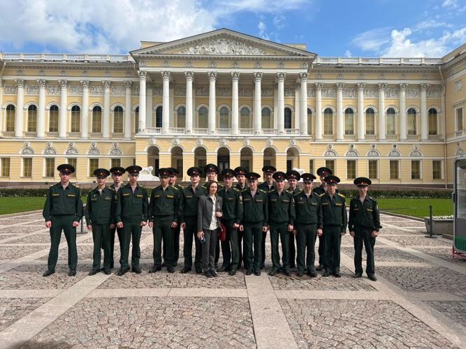 Посещение Русского музея (Михайловского дворца) курсантами СПВИ ВНГ РФ