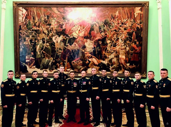 Выпускники Санкт-Петербургского военного ордена Жукова института войск национальной гвардии приняли участие в торжественном приеме в Кремле