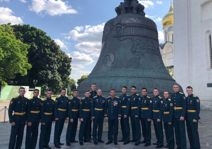 Выпускники Санкт-Петербургского военного ордена Жукова института войск национальной гвардии приняли участие в торжественном приеме в Кремле