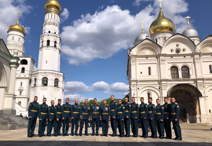 Выпускники Санкт-Петербургского военного ордена Жукова института войск национальной гвардии приняли участие в торжественном приеме в Кремле