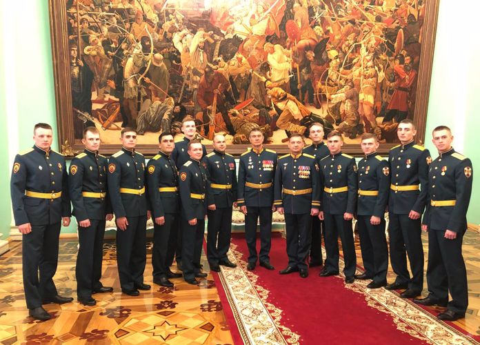 Выпускники Санкт-Петербургского военного ордена Жукова института войск национальной гвардии приняли участие в торжественном приеме в Кремле