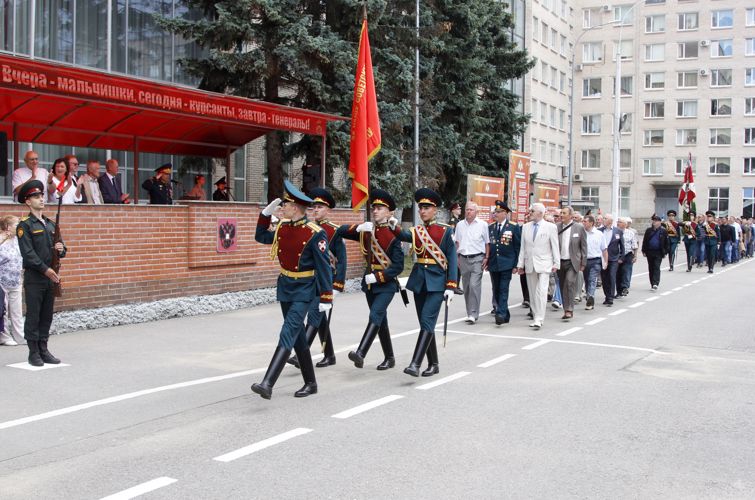 Традициям верны!